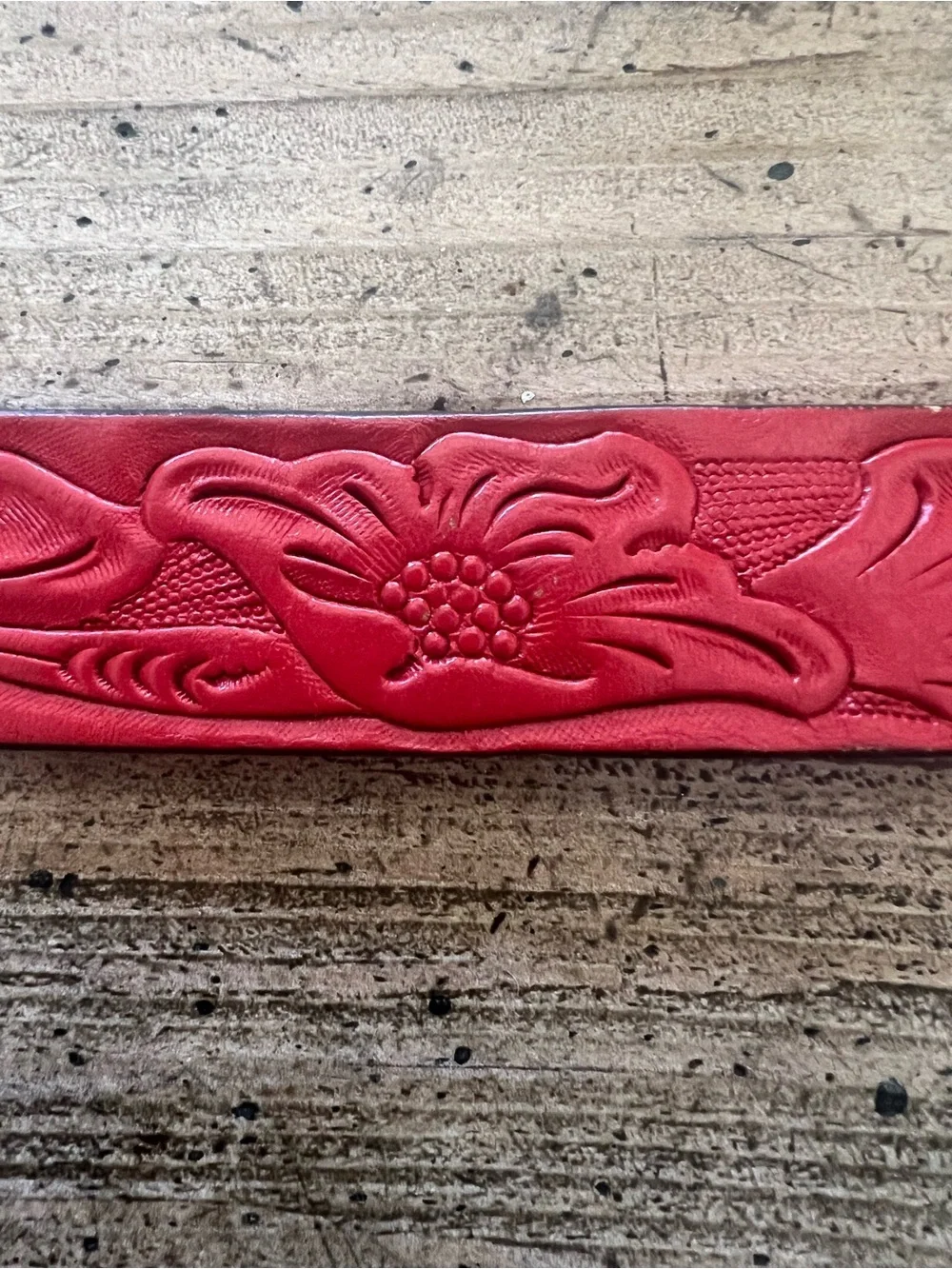 ❤️VTG 70s Sears Kids Red Leather Tooled Belt Chambers Horse Buckle Large 22-24